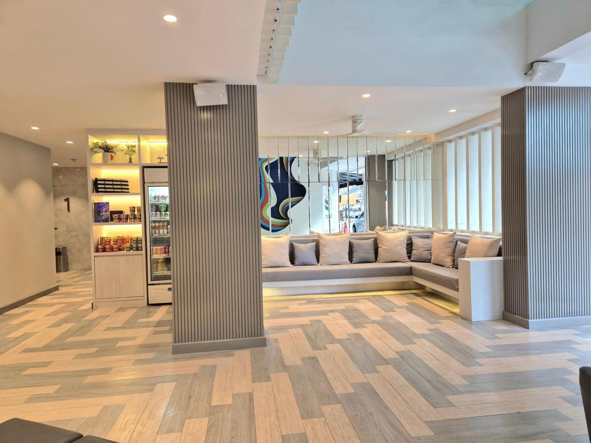 The Bloc Hotel Phuket - Sha Extra Plus Patong Exteriér fotografie