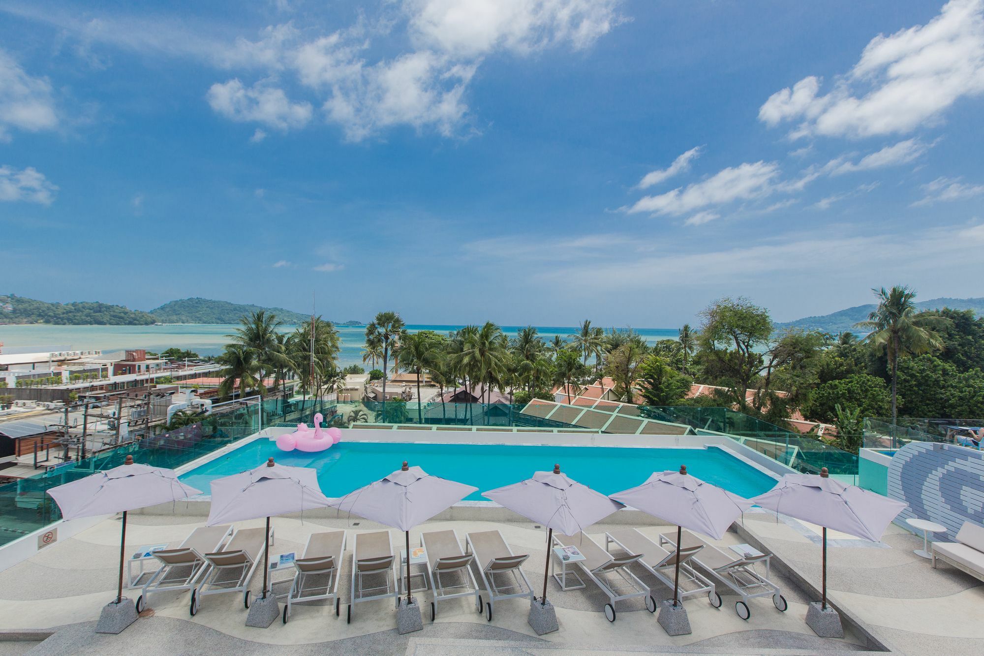 The Bloc Hotel Phuket - Sha Extra Plus Patong Exteriér fotografie
